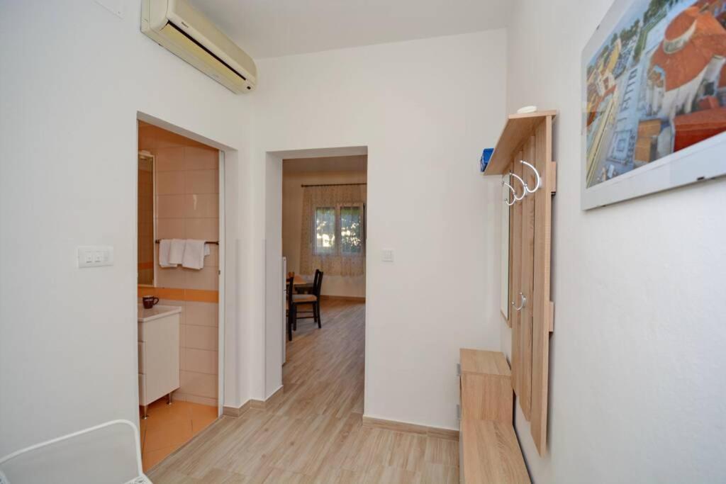 Premium Apartment Vicky Zara Esterno foto