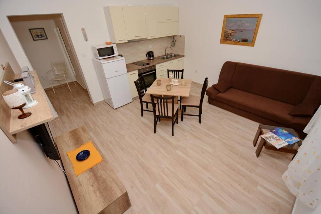 Premium Apartment Vicky Zara Esterno foto