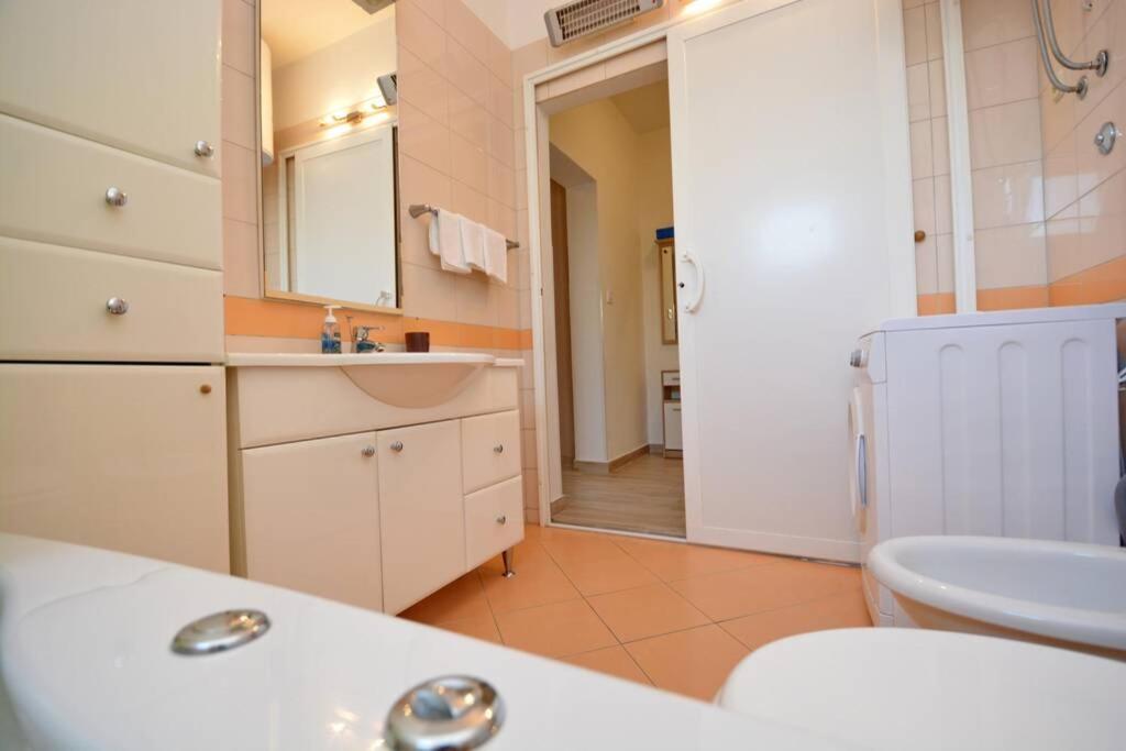 Premium Apartment Vicky Zara Esterno foto